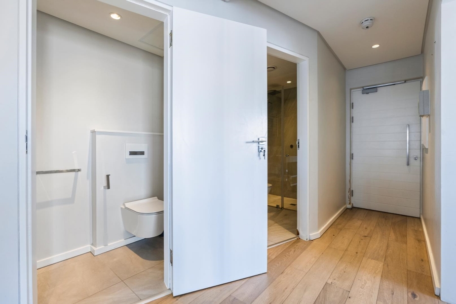 To Let 2 Bedroom Property for Rent in Sea Point Western Cape